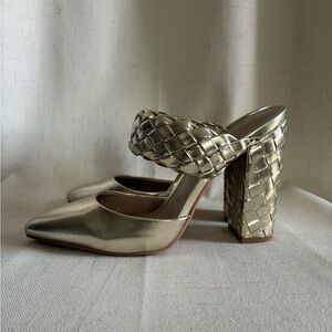 Charles by Charles David Gold Metallic Woven Block Heel Mules 7.5